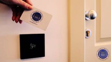 Фото номера Двухместный номер с 1 кроватью Отель Hotel Agora г. Нептун 4