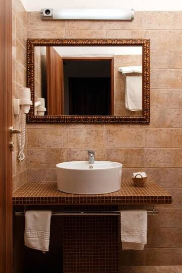Фото номера Люкс Отель Hotel 2D Resort and Spa г. Нептун 7